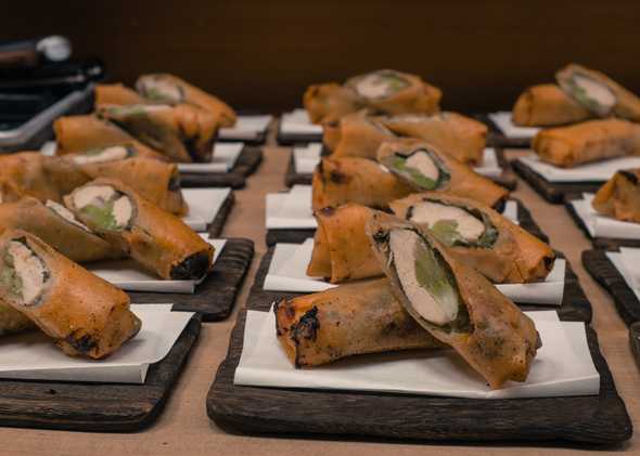 Chicken spring rolls after frying and ready to eat.