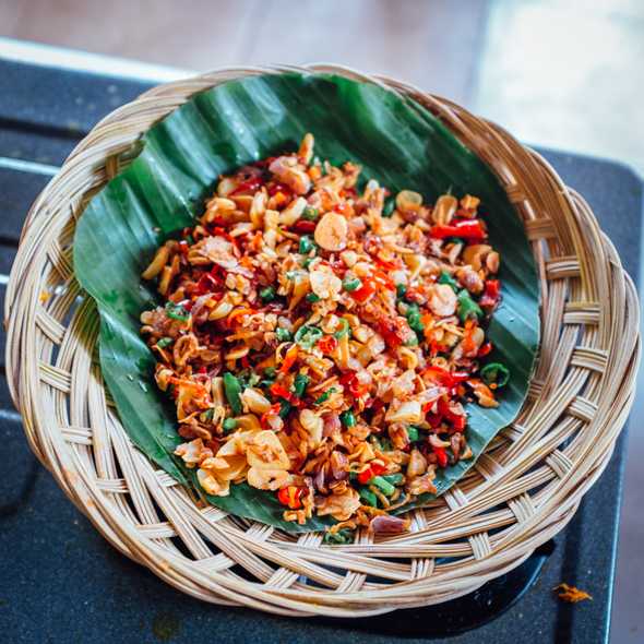 Drying out sambal